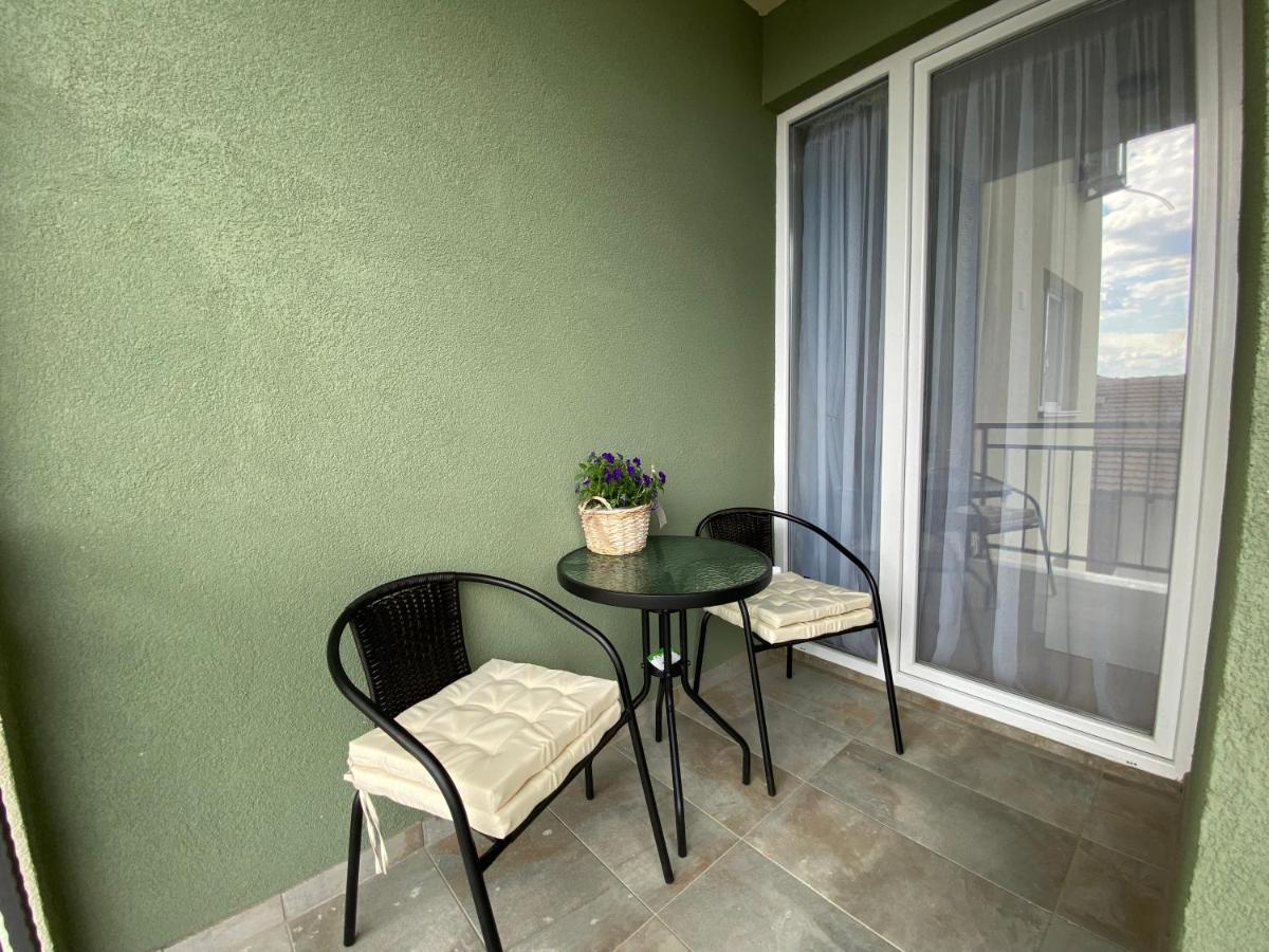 Sis Apartments Ohrida Exterior foto